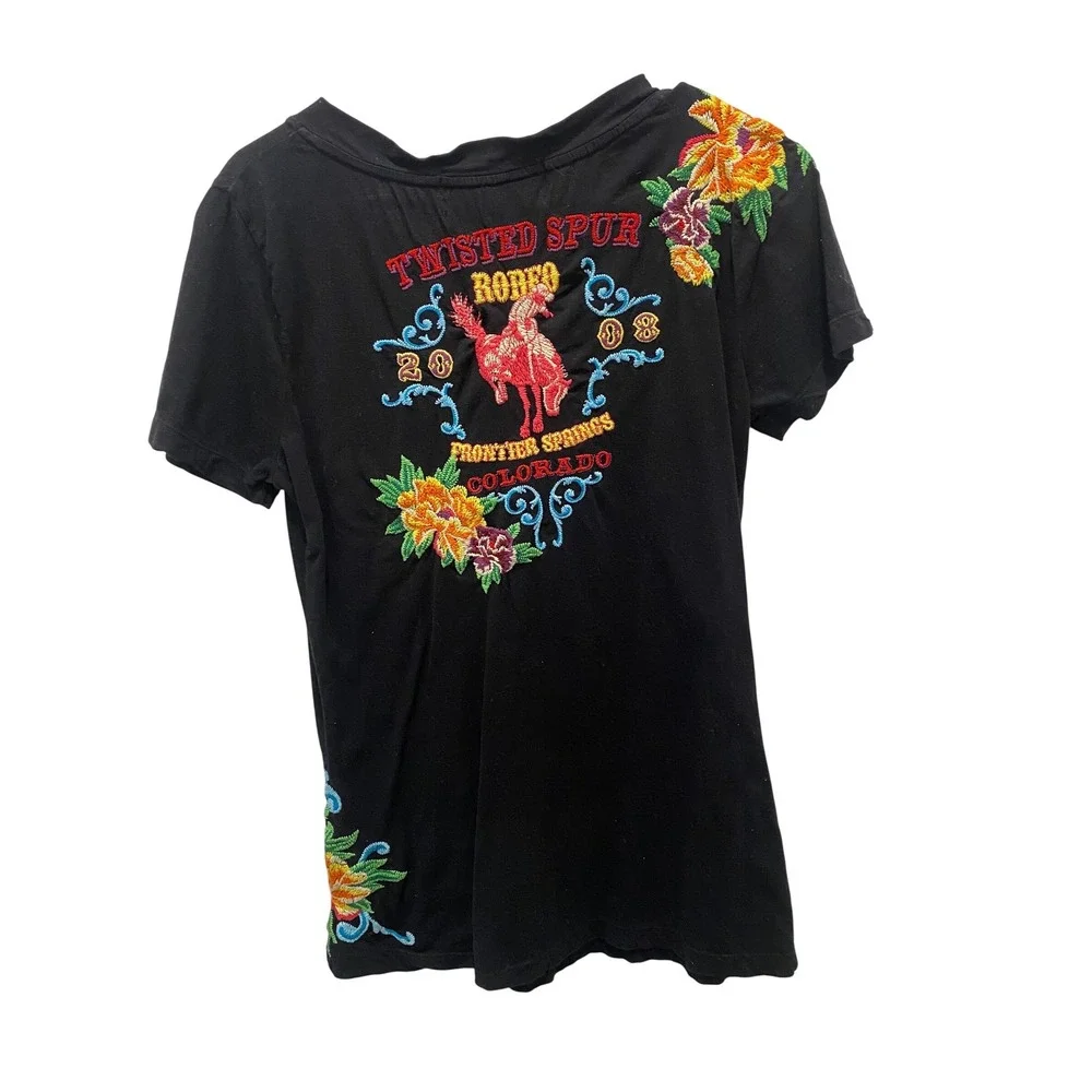 JWLA Johnny Was Black Embroidered Twisted Spur Rodeo Colorado V-Neck T-Shirt L - Picture 3 of 9